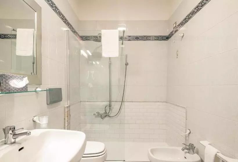 Economy Triple Room, San Nicola