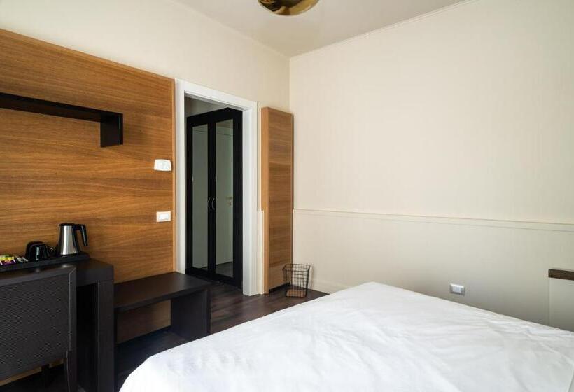 标准单人间, San Nicola