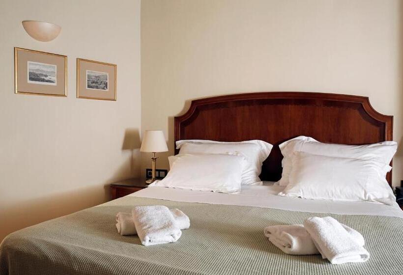 غرفة تنفيذية, Siora Vittoria Boutique