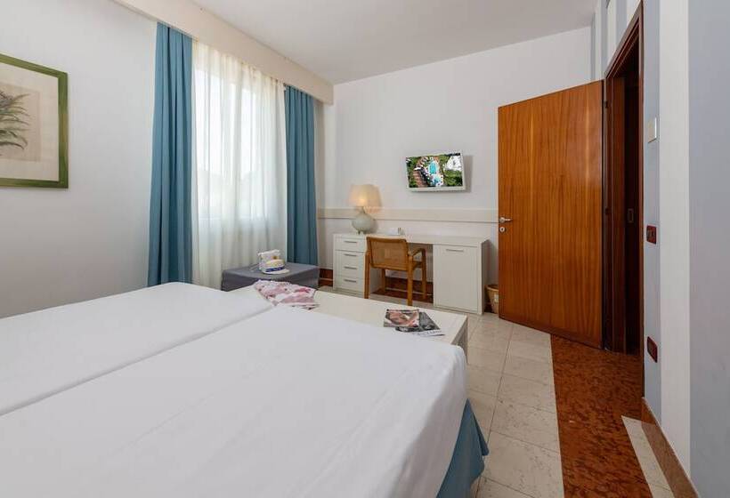 غرفة إقتصادية, Art&park Hotel Union Lido