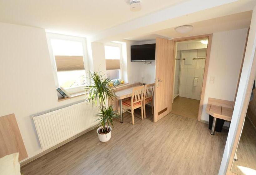 Quarto standard, Wirtshaus Am Treidelpfad