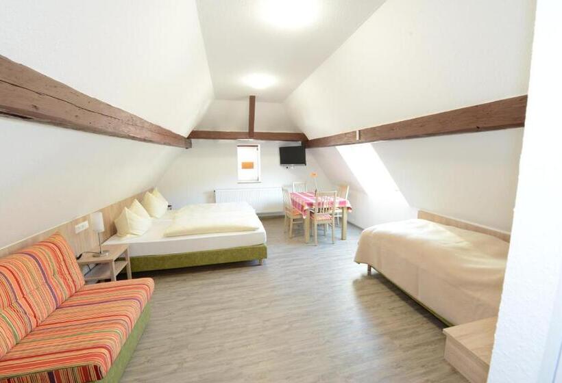 Estúdio Comfort, Wirtshaus Am Treidelpfad