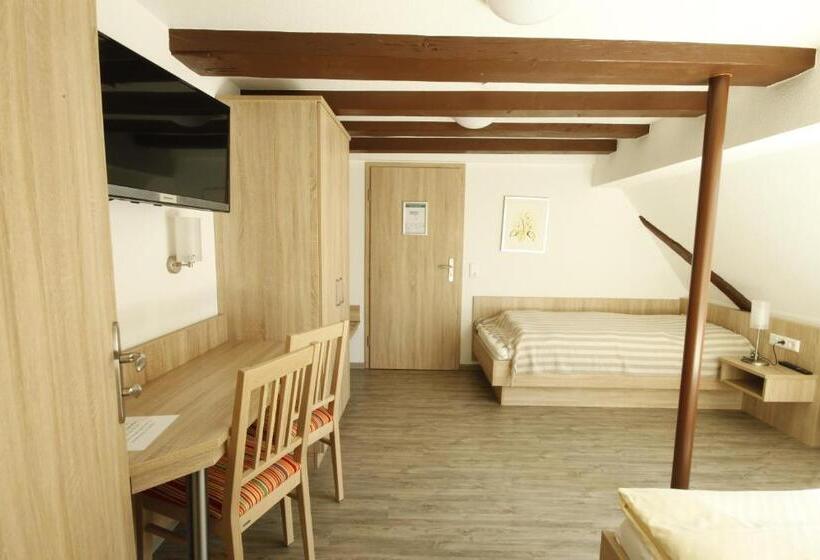 Apartamento 3 Quartos, Wirtshaus Am Treidelpfad