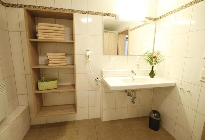 Apartamento 2 Quartos, Wirtshaus Am Treidelpfad