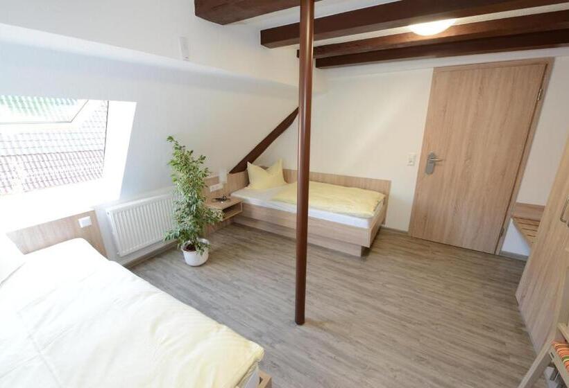 Quarto standard, Wirtshaus Am Treidelpfad