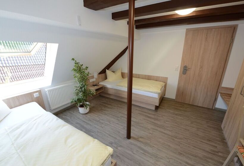 Quarto standard, Wirtshaus Am Treidelpfad