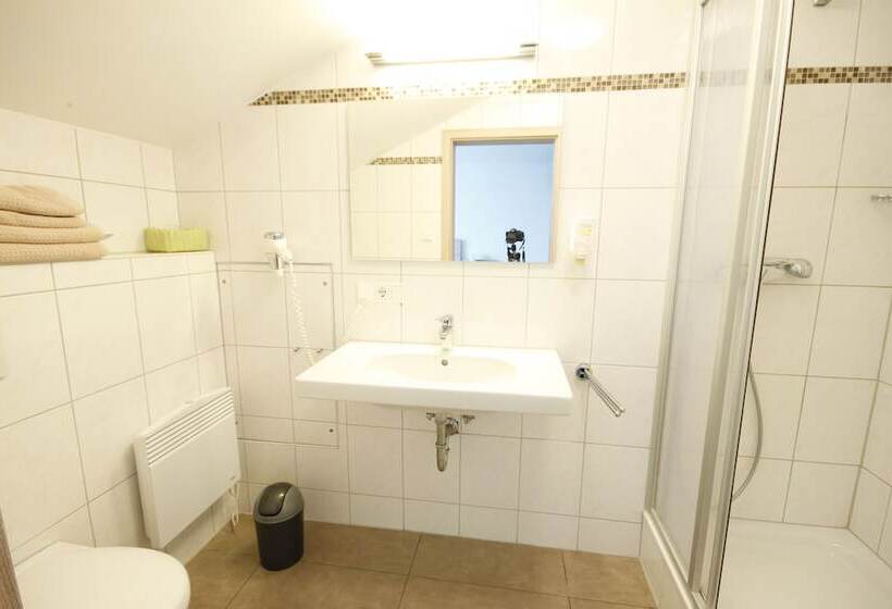 Quarto standard, Wirtshaus Am Treidelpfad