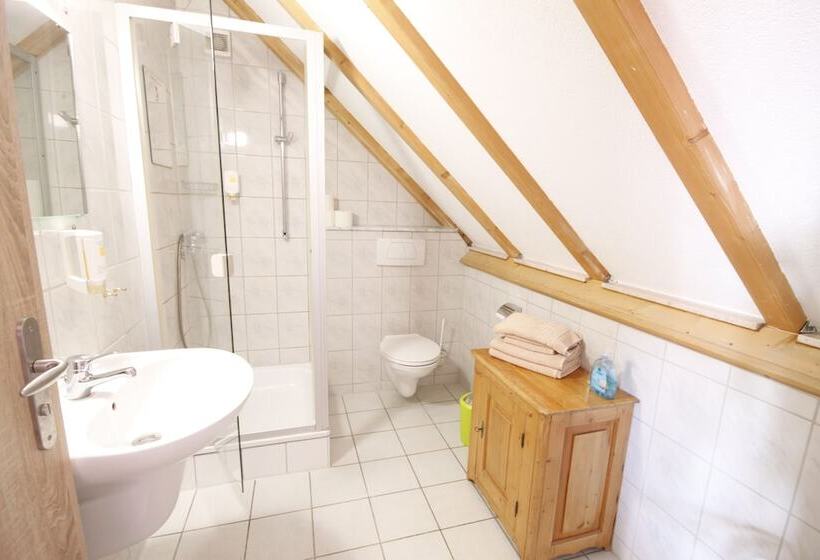 Quarto Familiar, Wirtshaus Am Treidelpfad