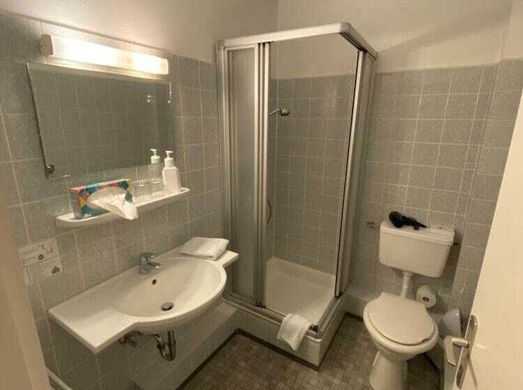 标准单人间, Studtmanns Gasthof