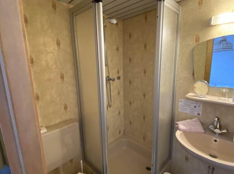 标准单人间, Studtmanns Gasthof