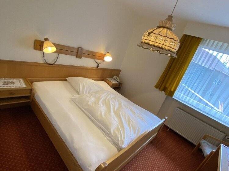 标准单人间, Studtmanns Gasthof