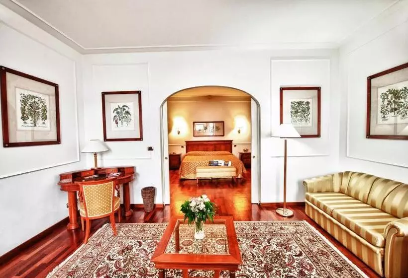 1 Bedroom Apartment Lake View, Relais Casali Della Cisterna