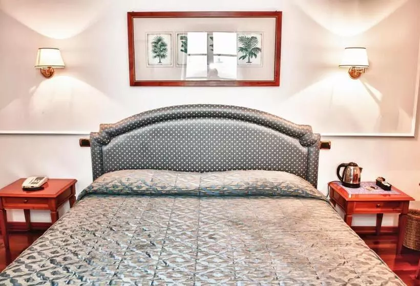 Deluxe-huone Järvinäkymä, Relais Casali Della Cisterna