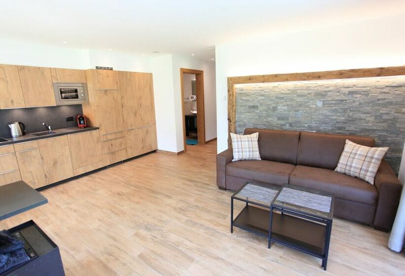 Апартаменты Deluxe 1 Спальня, Engadin Lodge