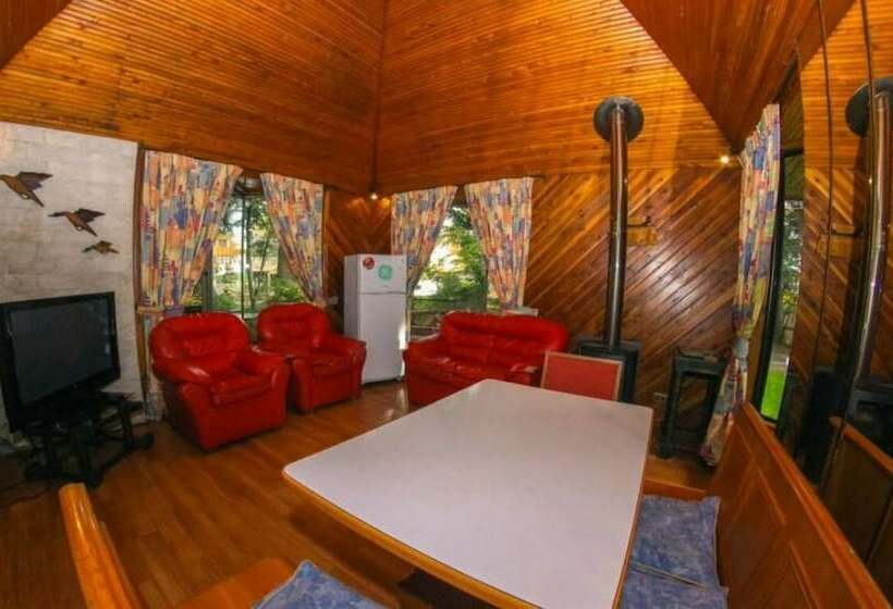 کابین, Cabañas El Dorado Pucón