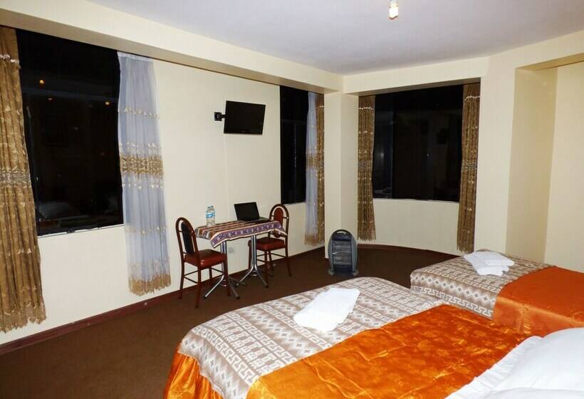 Номер Стандарт 2 Двуспальные Кровати, Nak Hoteles