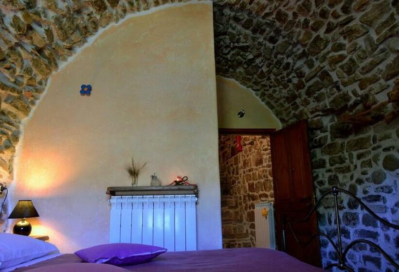 غرفة قياسية سرير كينج, B&b Da Marta