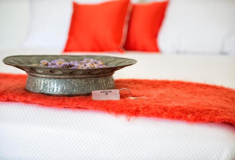 اتاق استاندارد با بالکن و چشم‌انداز دریا, Aika Akvaryum