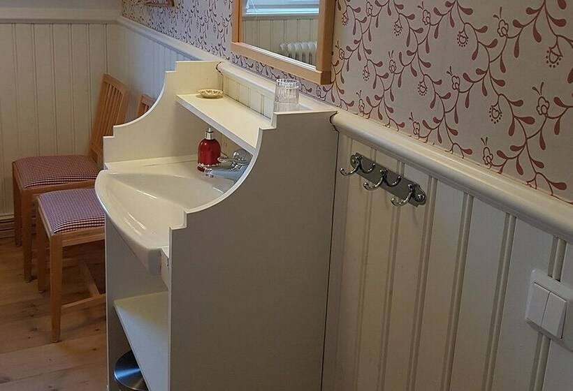 ベーシックルーム, Enaforsholm Fjällgård