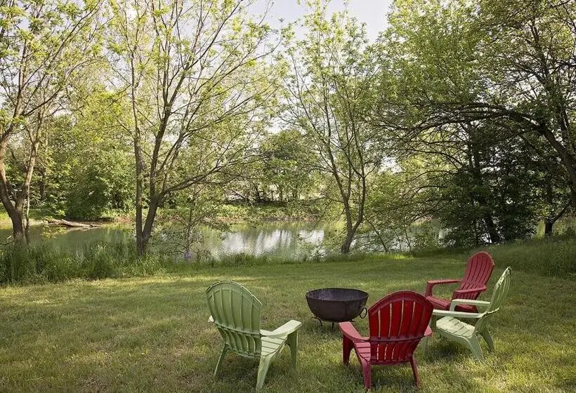 スタンダードルーム, River Bluff Farm Bed And Breakfast