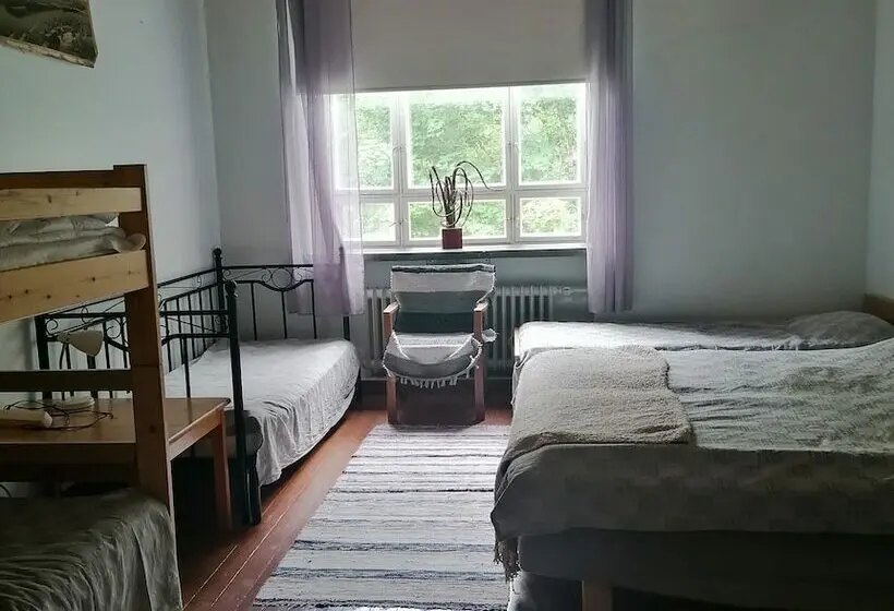 浴室共有ファミリールーム, Vanhan Koulun Majatalo Old School Guest House