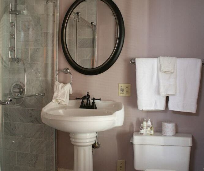 プレミアムスイート, The Buxton Inn