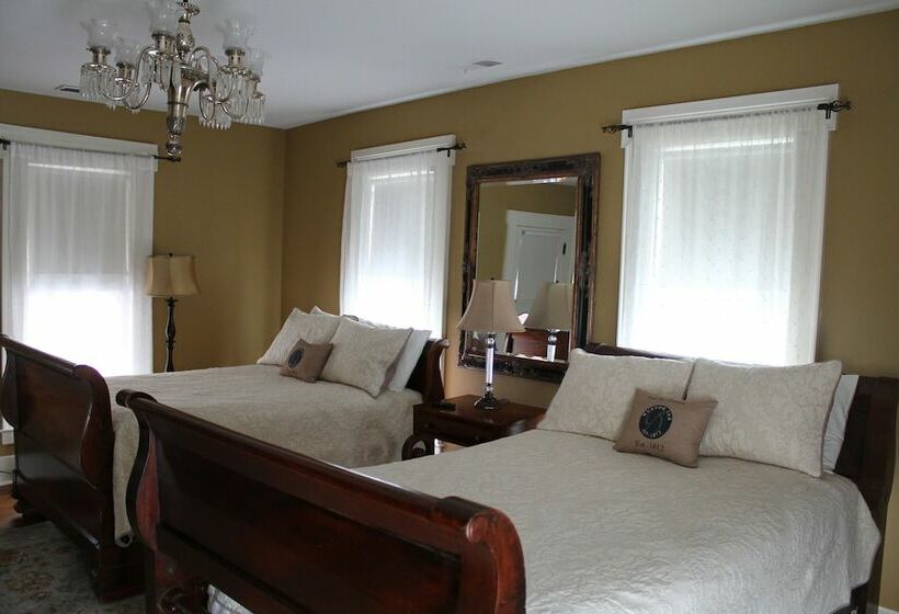 プレミアムスイート, The Buxton Inn