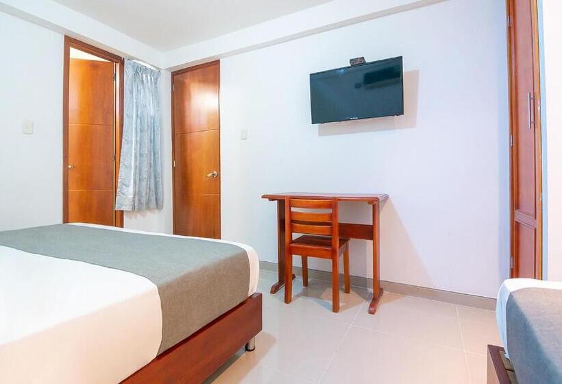 اتاق استاندارد سه نفره, Ayenda Juglar