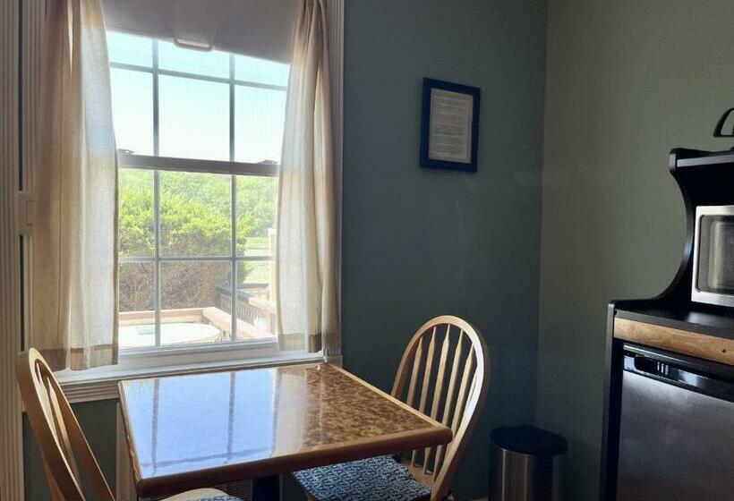 스탠다드 룸 킹사이즈 침대, Lake Moc A Tek Inn