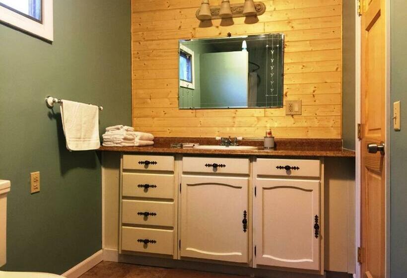 스탠다드 룸 킹사이즈 침대, Lake Moc A Tek Inn