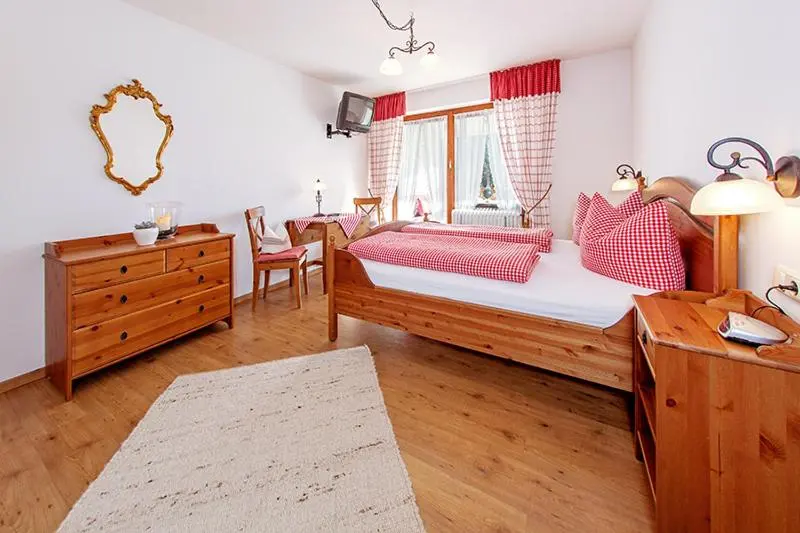 Deluxe-huone Parveke, Gästehaus Menkenbauer Inkl. Chiemgaukarte