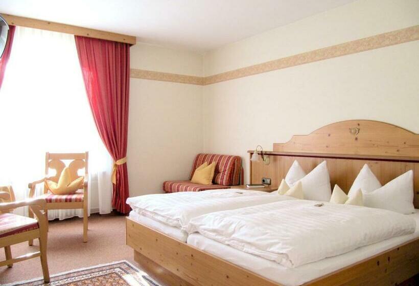 Camera Standard, Gästehaus Menkenbauer