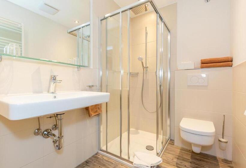 Camera Standard Vista Giardino, Gästehaus Menkenbauer