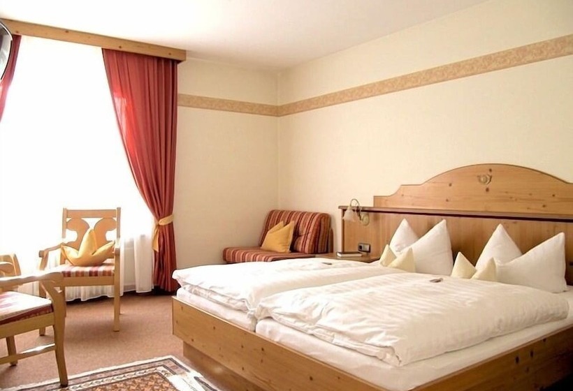 Camera Standard, Gästehaus Menkenbauer