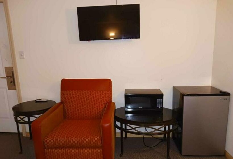 غرفة قياسية سرير كينج, Hometown Inn Lakin