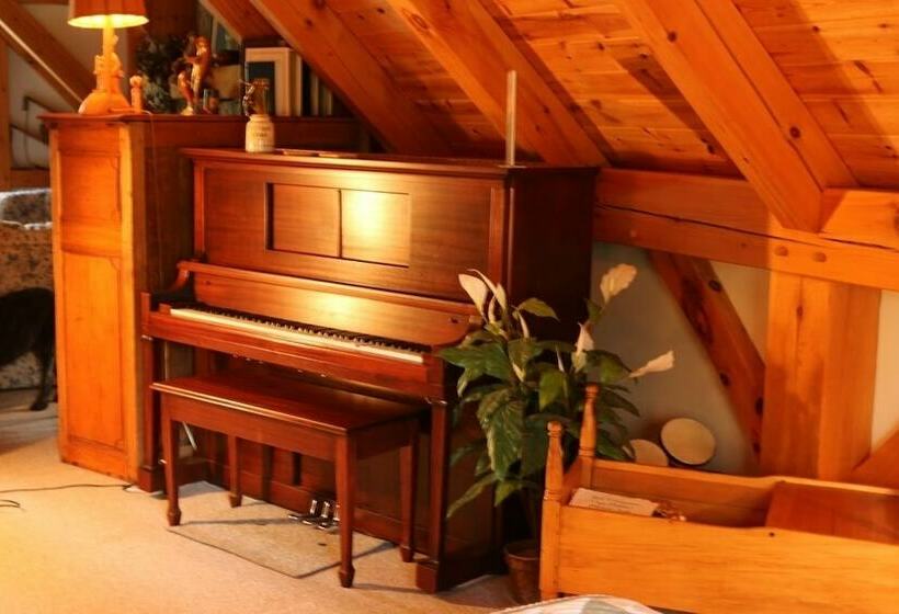 高级套房, Sunny Rock B&b Haliburton