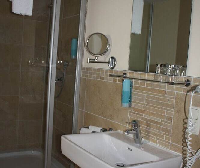 スタンダードシングルルーム, Restaurantcafepension Himmel