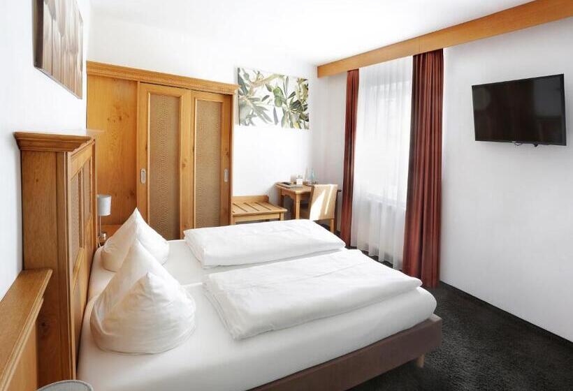 スタンダードルーム, Restaurantcafepension Himmel