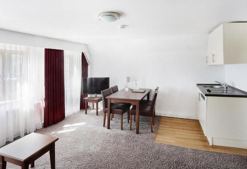 1ベッドルームアパートメント, Restaurantcafepension Himmel