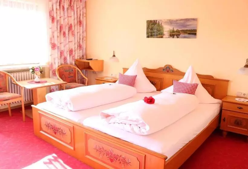 اتاق استاندارد سه نفره, Garnihotel   Arberblick