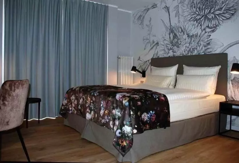 Standard Yhden Hengen Huone, Ambiente
