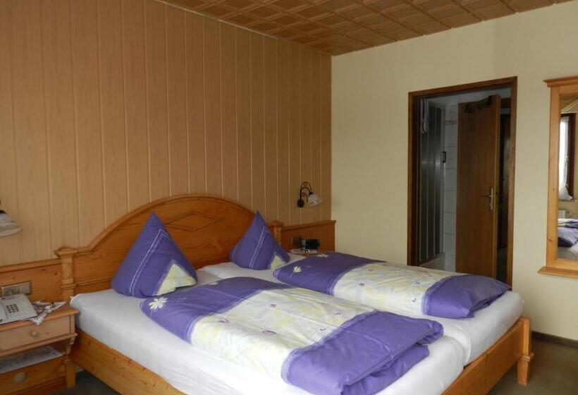 Quarto standard, Dachsberger Hof