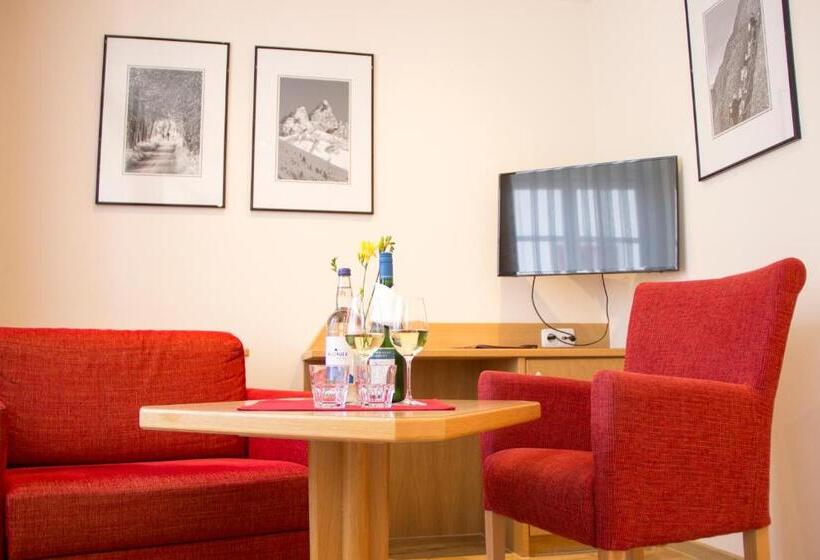 スタンダードルーム, Drei König