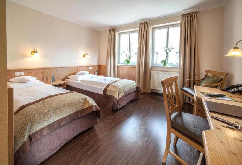 标准间, Eschenhof