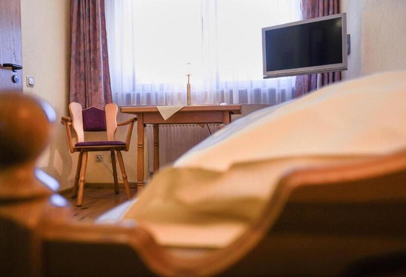 スタンダードシングルルーム, Frühstückspension Christinenhof