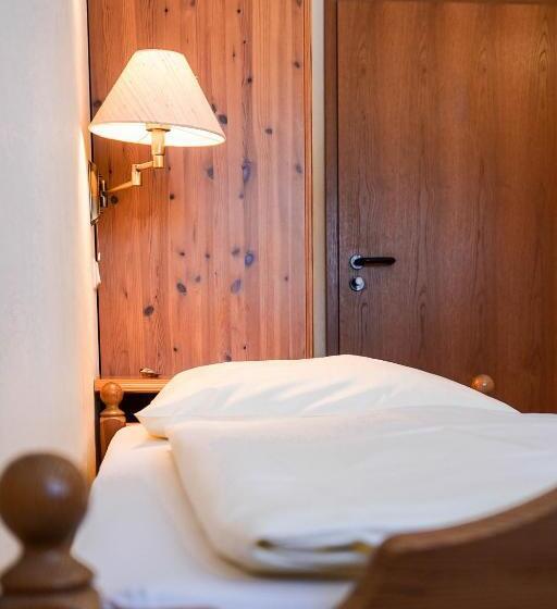 スタンダードシングルルーム, Frühstückspension Christinenhof