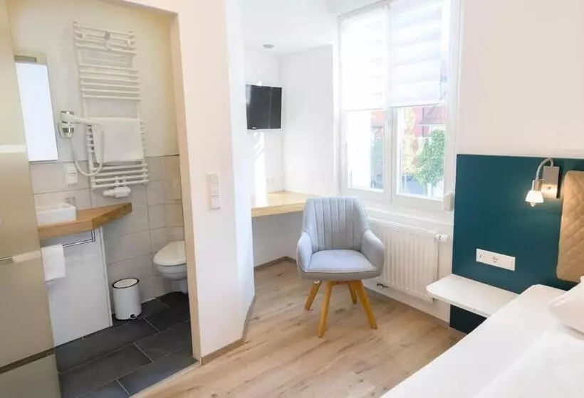 スタンダードシングルルーム, Garni Viktoria