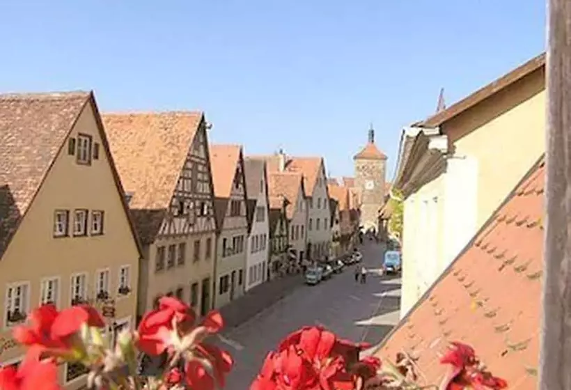 Standard Yhden Hengen Huone, Gerberhaus