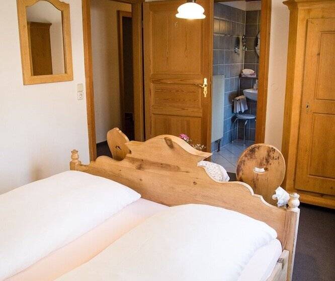 スタンダードルーム, Gerberhaus