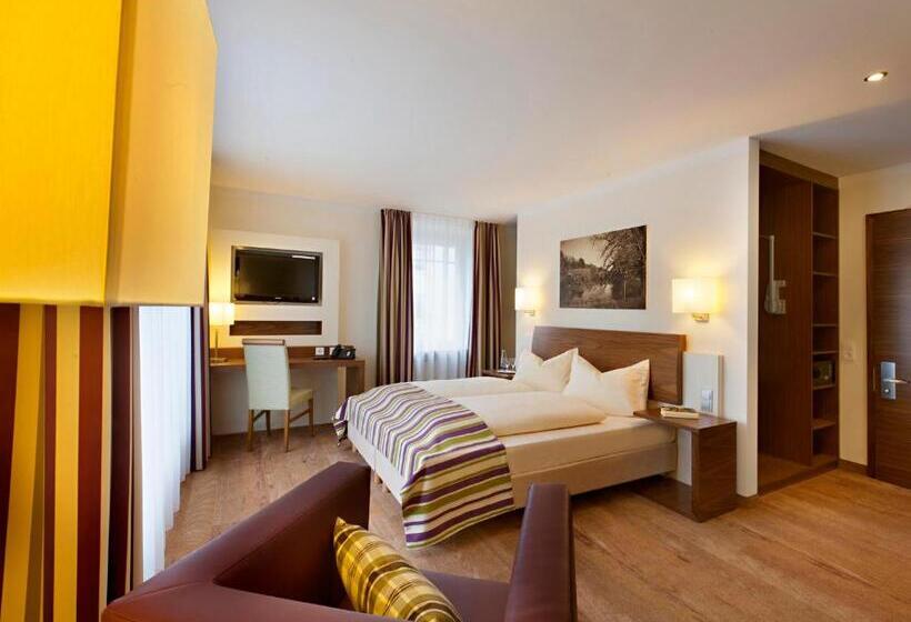 デラックスルーム, Greinwald